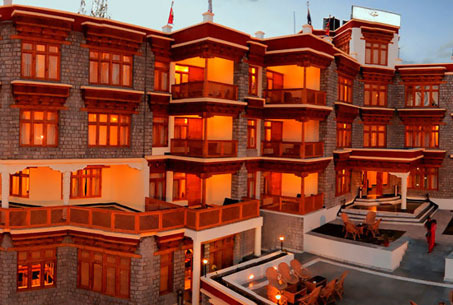 ladakh hotels prices 